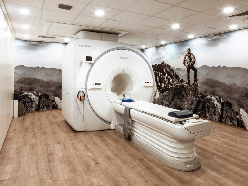 MRT in room - Image